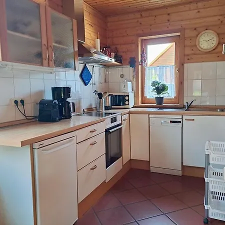 Ferienhaus Naturerlebnisdorf Blauvogel 1 *