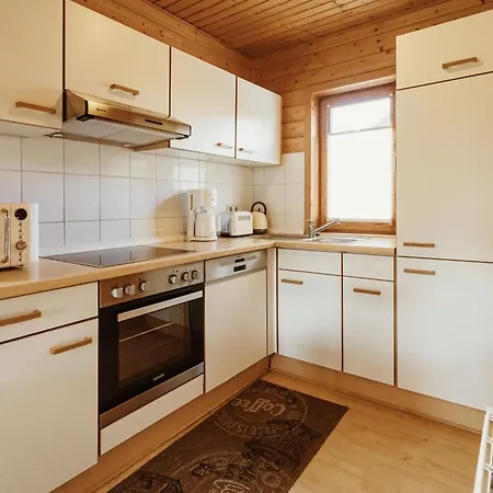 Ferienhaus Naturerlebnisdorf Blauvogel 1 *